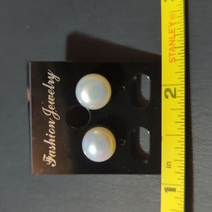 Large pearl earrings 12mm